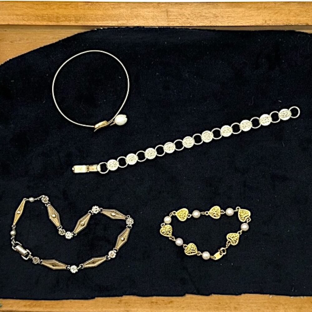 Vintage Avon Sarah Coventry Jewelry Wearable Lot Earring Necklace Brooch - Picture 8 of 13